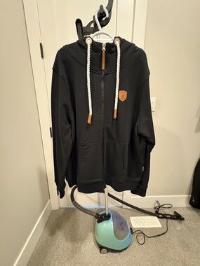 Wanakome - Zip Up Hoodie
